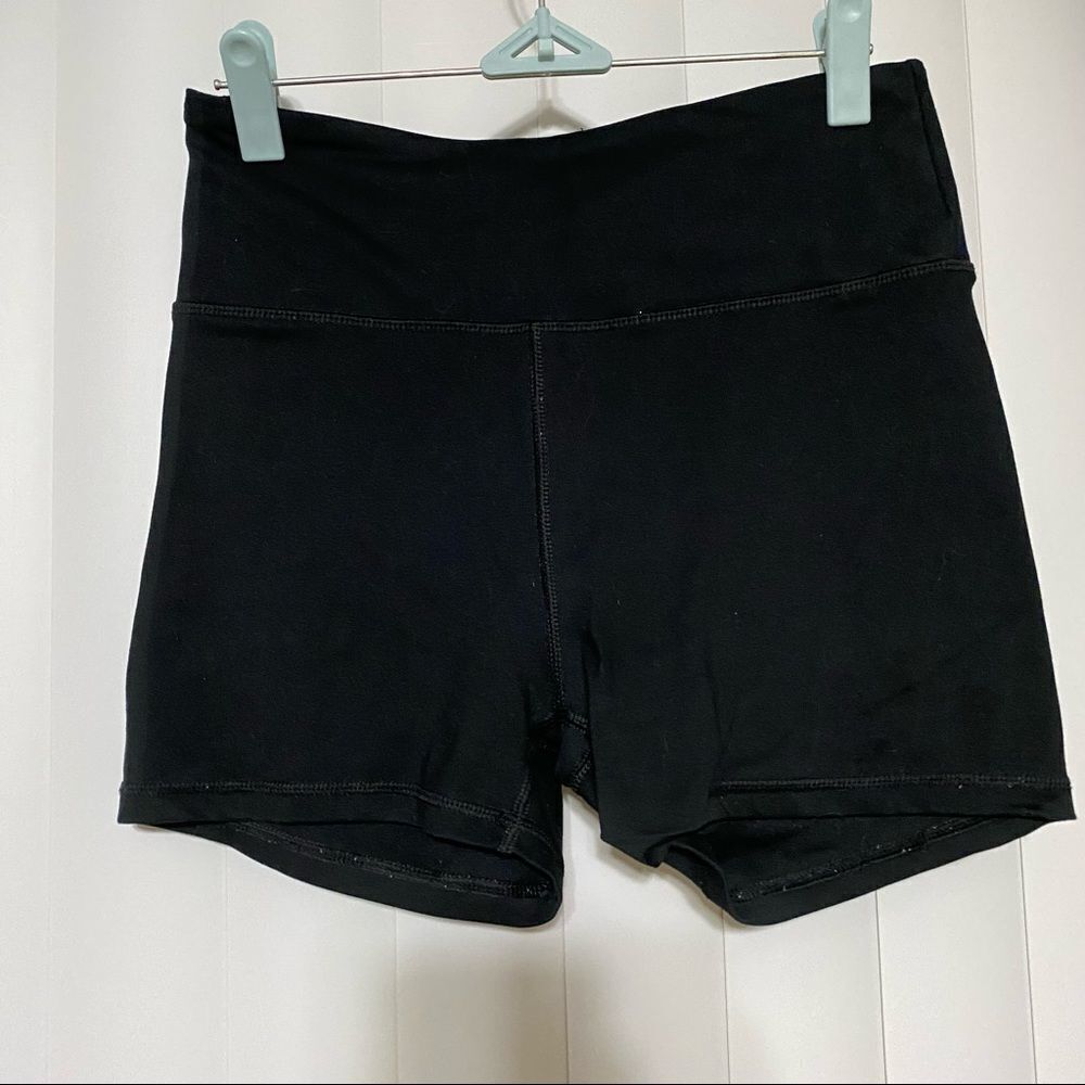 Black Yoga shorts